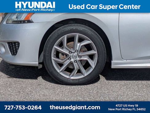Used 2013 Nissan Sentra SR FWD image 10