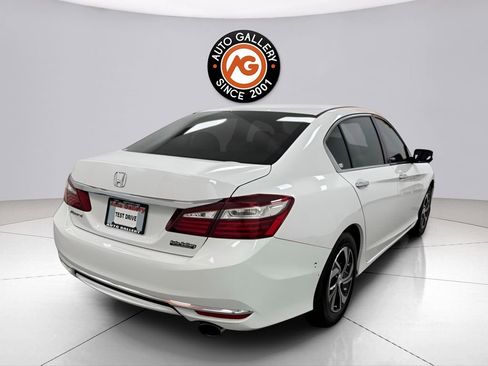 Used 2017 Honda Accord LX image 3