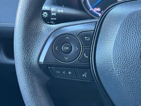 Used 2025 Toyota RAV4 XLE AWD/4WD image 27