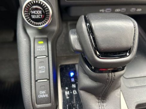 Used 2024 Toyota Land Cruiser image 24