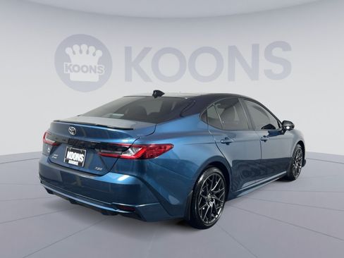 Used 2025 Toyota Camry XSE AWD/4WD image 7