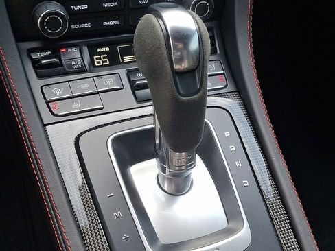 Used 2022 Porsche 718 Cayman GTS image 15