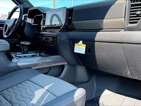 New 2026 Chevrolet Silverado 1500 ZR2 AWD/4WD image 9