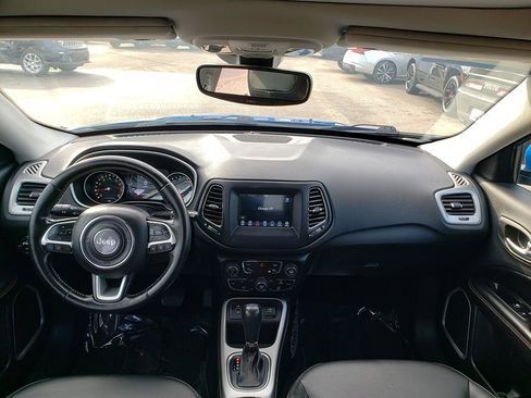 Used 2020 Jeep Compass Latitude image 13