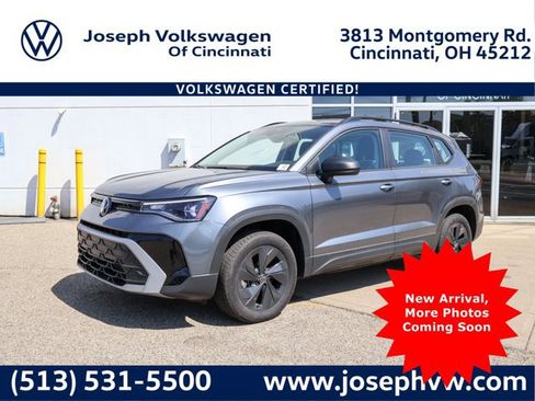 Certified 2025 Volkswagen Taos S FWD image 1