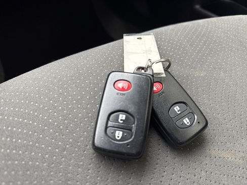 Used 2012 Toyota Prius Two image 49