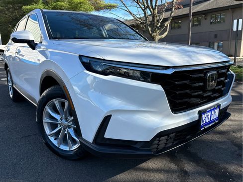 Certified 2024 Honda CR-V EX-L image 2