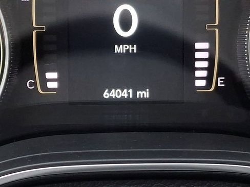 Used 2021 Jeep Cherokee Latitude Plus w/ Sun & Sound Group image 21