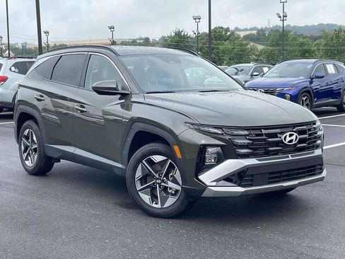 Certified 2025 Hyundai Tucson SEL AWD/4WD image 1