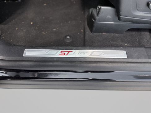 Used 2023 Ford Explorer ST-Line w/ Class IV Trailer Tow Package image 38