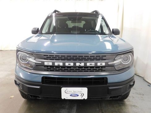 Used 2022 Ford Bronco Sport Badlands image 9