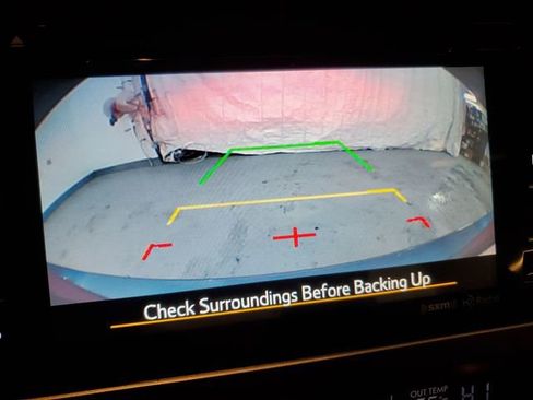 Used 2017 Subaru Legacy 2.5i Premium image 21