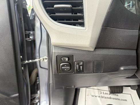 Used 2016 Toyota Corolla LE FWD image 24