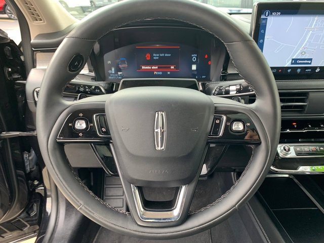 Certified 2023 Lincoln Corsair AWD w/ Equipment Group 102A image 21