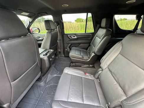 Used 2021 Chevrolet Tahoe Z71 w/ Luxury Package image 28