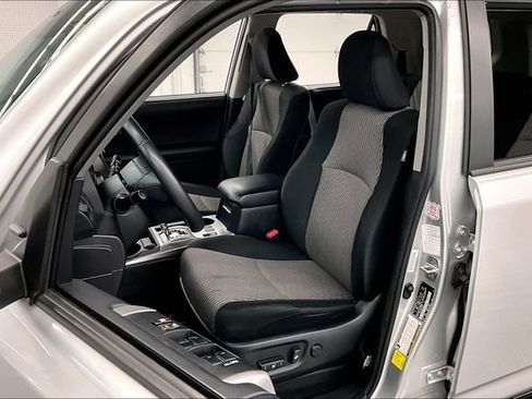 Used 2024 Toyota 4Runner SR5 AWD/4WD image 22
