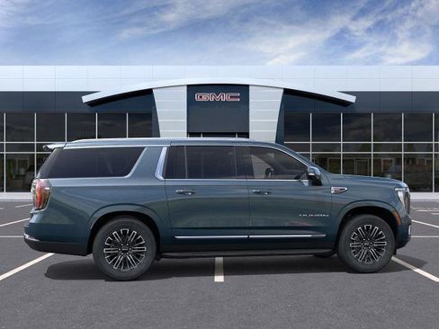 New 2026 GMC Yukon XL Elevation image 20