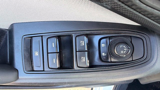 Used 2019 Subaru Crosstrek 2.0i Premium w/ Eyesight System AWD/4WD image 13