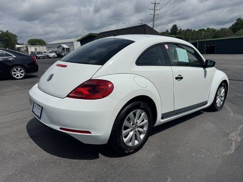 Used 2014 Volkswagen Beetle 1.8T FWD image 4
