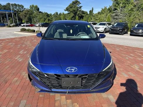 Used 2021 Hyundai Elantra SEL FWD image 25