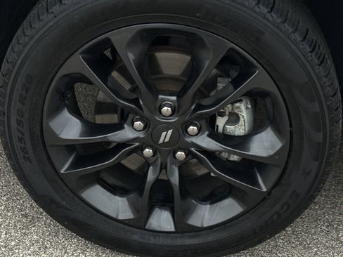 Used 2024 Dodge Durango GT image 10