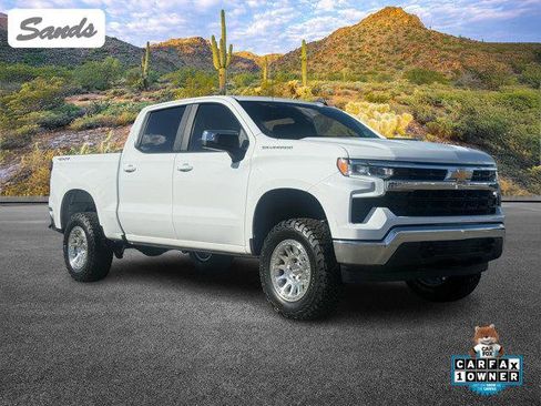 Used 2024 Chevrolet Silverado 1500 LT image 1