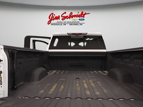 Used 2024 Chevrolet Silverado 2500 High Country w/ High Country Premium Package AWD/4WD image 30