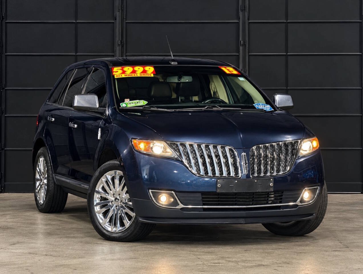 Used 2013 Lincoln MKX AWD image 1