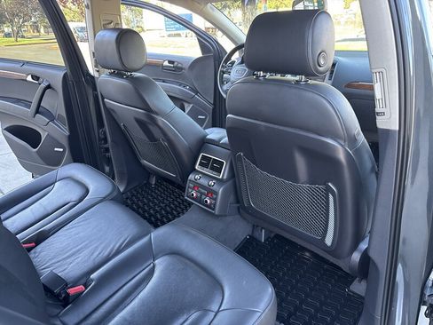 Used 2013 Audi Q7 3.0T S line Prestige w/ Technology Pkg AWD/4WD image 37