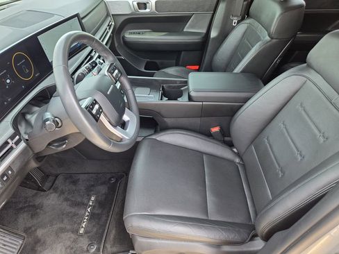 Used 2024 Hyundai Santa Fe Limited image 10
