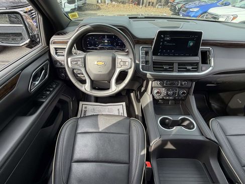 Certified 2024 Chevrolet Suburban Premier AWD/4WD image 17