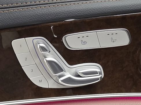 Used 2022 Mercedes-Benz E 450 E 450 4MATIC image 21