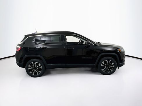 Used 2022 Jeep Compass Limited AWD/4WD image 4