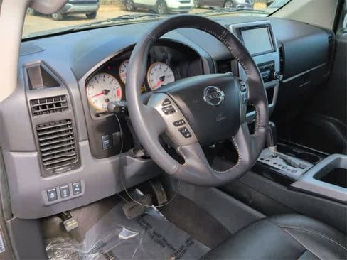 Used 2015 Nissan Titan PRO-4X w/ Pro-4x Luxury Package image 10