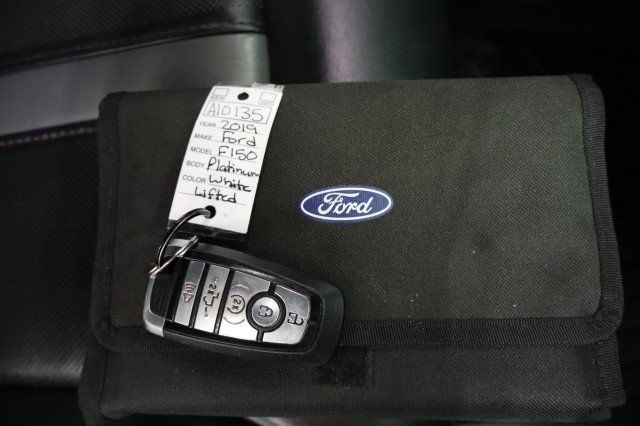 Used 2019 Ford F150 Platinum w/ Equipment Group 701A Luxury AWD/4WD image 80
