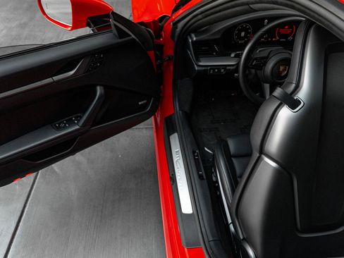 Certified 2025 Porsche 911 Carrera T RWD image 26