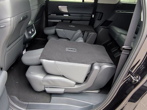 New 2027 Ford Expedition Max Active RWD image 37