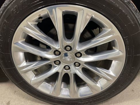 Used 2019 Cadillac Escalade Platinum AWD/4WD image 45