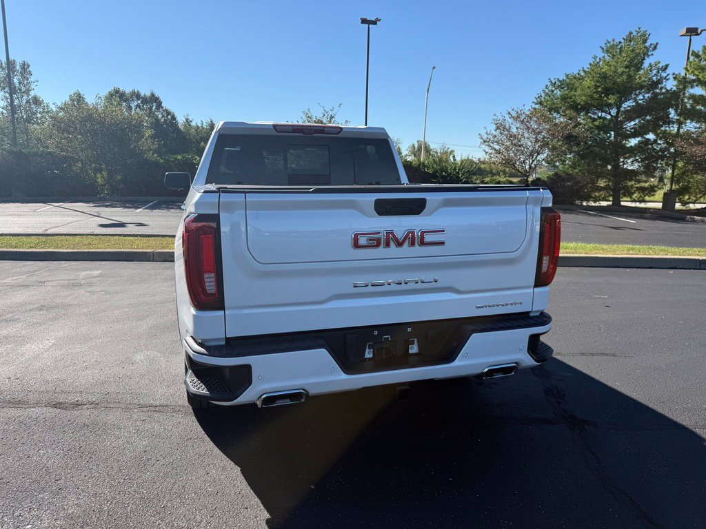 Used 2024 GMC Sierra 1500 Denali w/ Denali Reserve Package AWD/4WD image 8