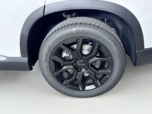 New 2025 Honda Pilot Touring image 40