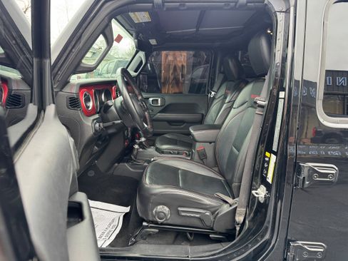 Used 2022 Jeep Wrangler Unlimited Rubicon image 10