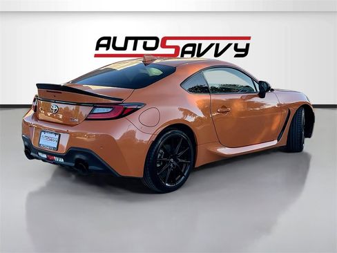 Used 2023 Toyota GR86 10th Anniversary SE image 7