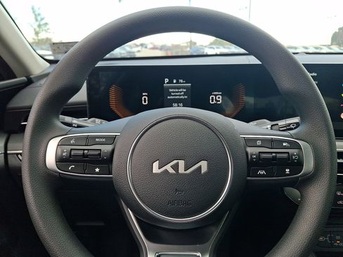 New 2026 Kia K5 LXS image 18