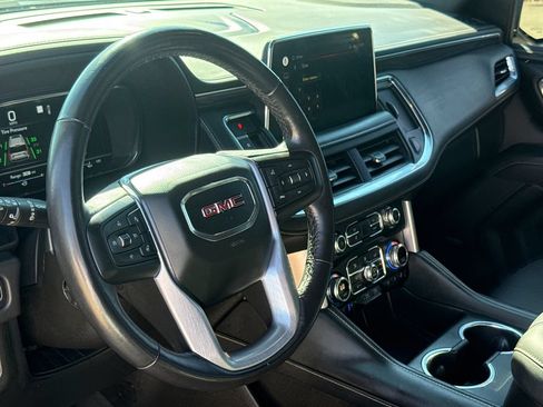 Used 2022 GMC Yukon SLT w/ SLT Premium Package RWD image 19