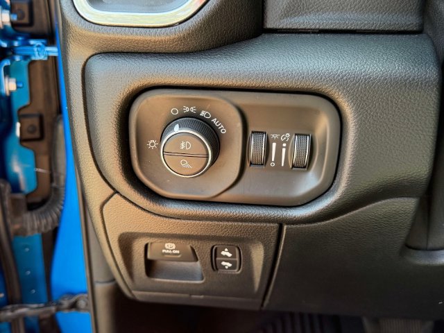 Used 2021 RAM 1500 Laramie AWD/4WD image 20