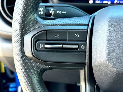 Used 2023 Chevrolet Colorado Trail Boss image 16