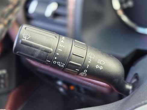 Used 2023 Ford Expedition Max Limited image 45