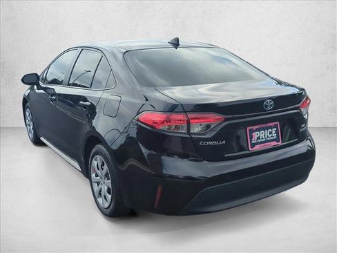Used 2024 Toyota Corolla LE FWD image 8