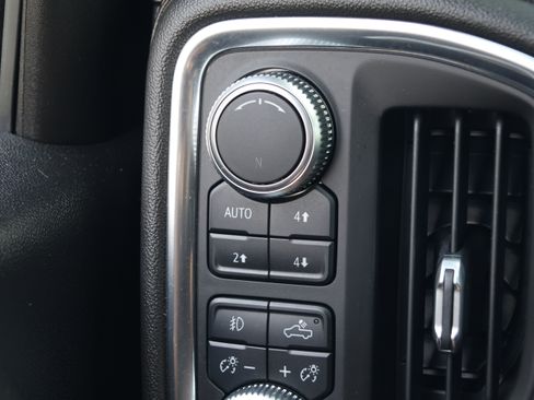 Used 2019 GMC Sierra 1500 AT4 w/ AT4 Premium Package AWD/4WD image 15