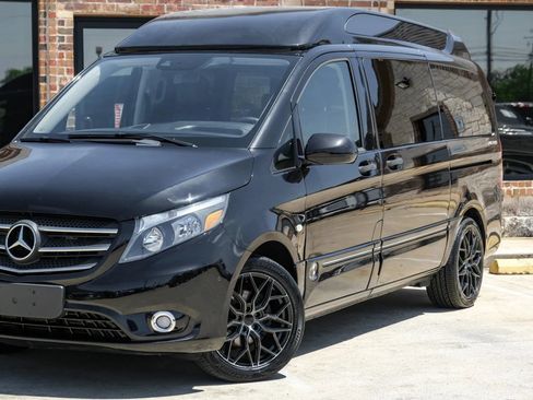 Used 2020 Mercedes-Benz Metris Passenger image 6